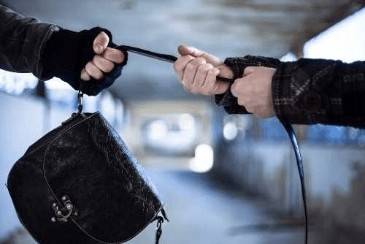 How to Choose the Right Theft Defense Attorney in Texas
